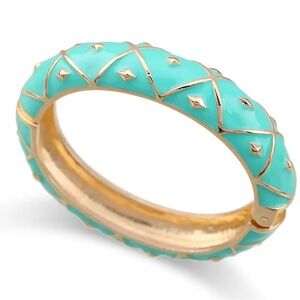 Trendy Gold Tone and Turquoise Snap Bracelet